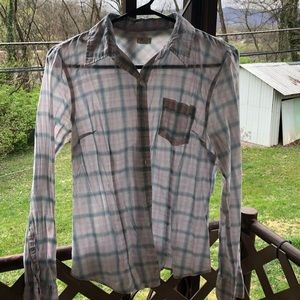 American Eagle pastel button down